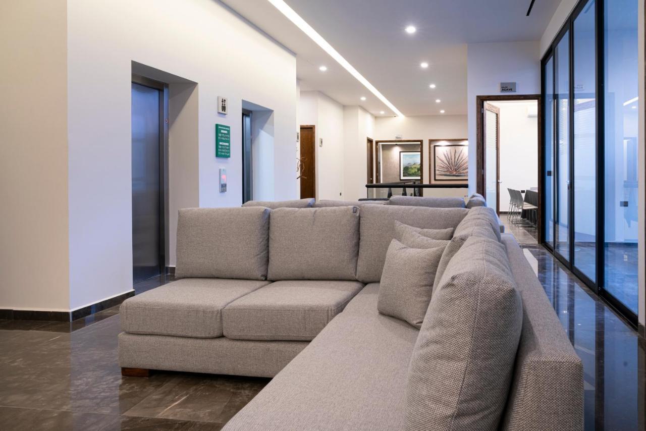 Gumont Guadalajara Lopez Mateos - Minerva Hotel Екстериор снимка